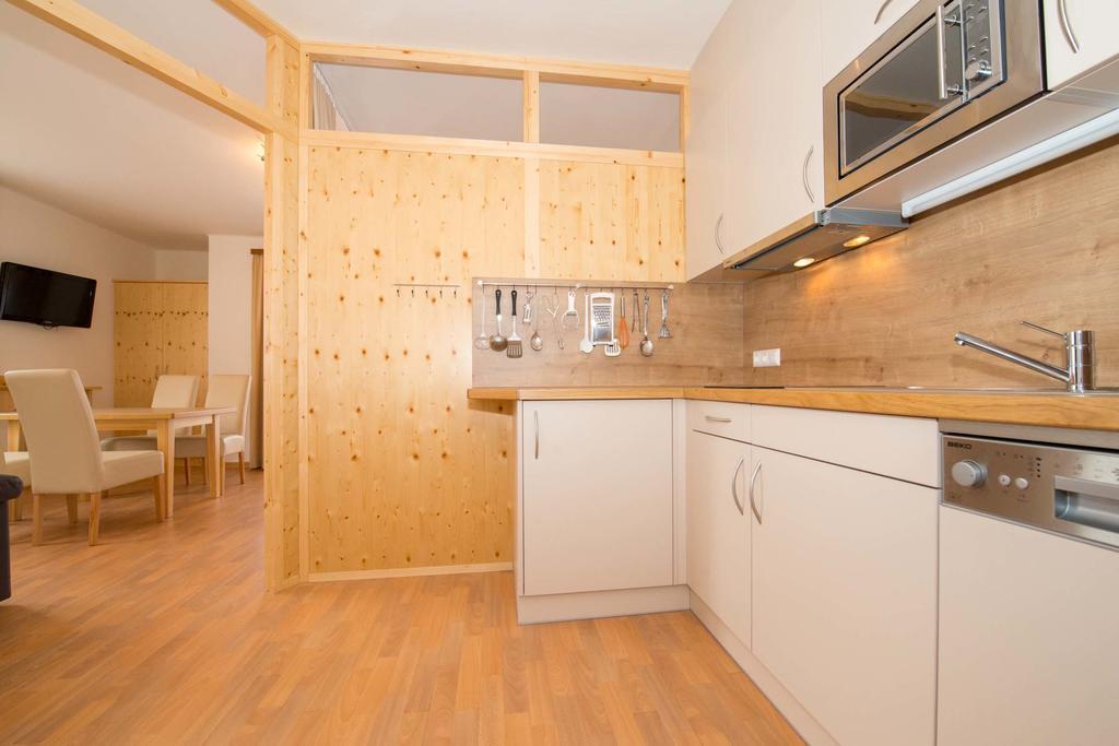 Ferienwohnungen Plattner Weissensee Room photo