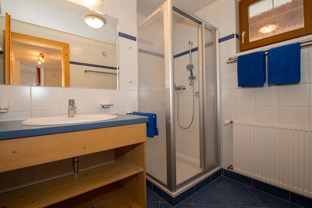 Ferienwohnungen Plattner Weissensee Room photo