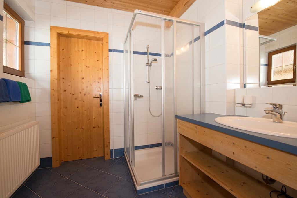Ferienwohnungen Plattner Weissensee Room photo